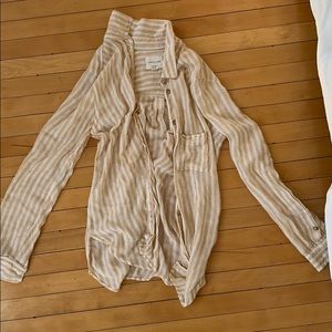 American Eagle button up long sleeve